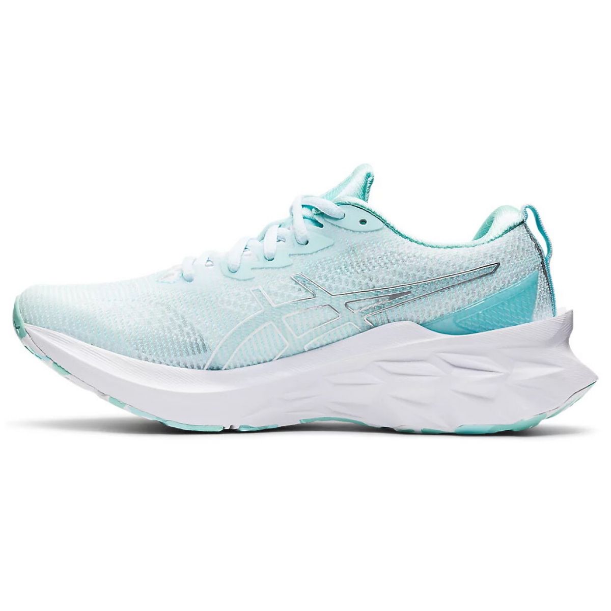 Кроссовки ASICS NOVABLAST 2 LE Кроссовки ASICS NOVABLAST 2 LE